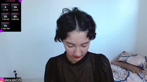 Snapshot of alexaa08 chatting on December 2024 03:17:01 PM Alexandra 3 online show from December 2024 03:17:01 PM