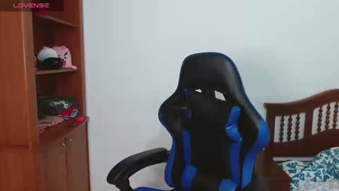 Snapshot of alexaa08 chatting on September 2025 01:35:01 PM Alexandra 3 online show from September 2025 01:35:01 PM