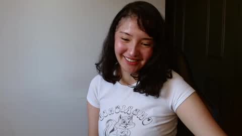 Alexandra 3 online show from May 2026 02:33:02 PM