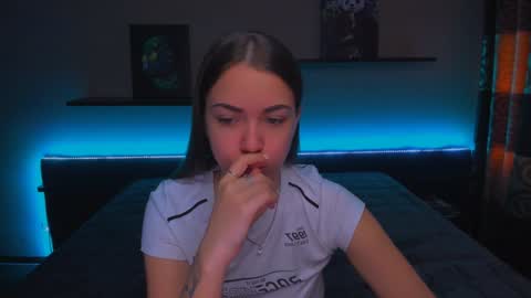 angel online show from January 2025 03:15:01 AM