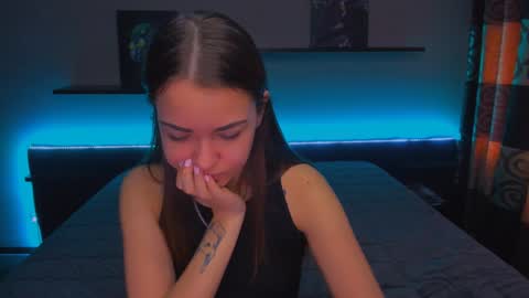 angel online show from January 2025 03:12:01 AM