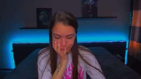 angel online show from February 2025 03:12:02 AM