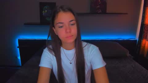 angel online show from September 2025 12:21:02 AM