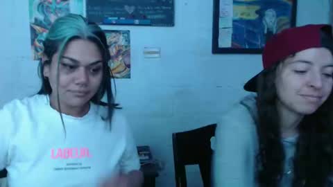 Snapshot of alexablu3 chatting on December 2024 02:09:01 AM Alexa Blu3 online show from December 2024 02:09:01 AM