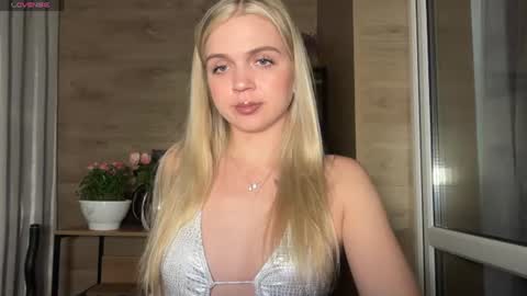 Snapshot of alexadevilicious chatting on June 2026 05:37:02 PM ALEXA online show from June 2026 05:37:02 PM