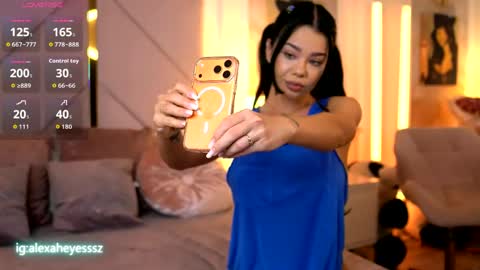 Snapshot of alexaheyess chatting on May 2026 04:32:02 AM Alexa online show from May 2026 04:32:02 AM