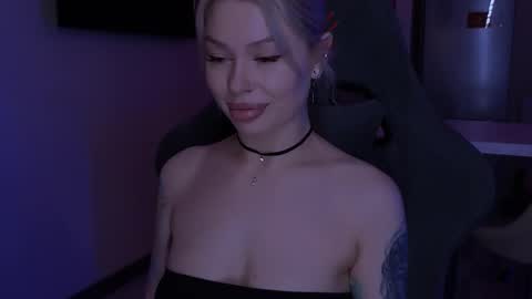 Snapshot of alexamason chatting on November 2025 02:10:01 AM Alexa Mason online show from November 2025 02:10:01 AM