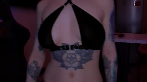 Snapshot of alexamason chatting on February 2026 01:13:02 AM Alexa Mason online show from February 2026 01:13:02 AM