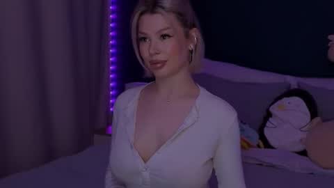 Snapshot of alexamason chatting on March 2026 01:44:01 AM Alexa Mason online show from March 2026 01:44:01 AM