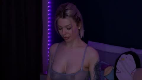 Snapshot of alexamason chatting on March 2026 01:44:02 AM Alexa Mason online show from March 2026 01:44:02 AM