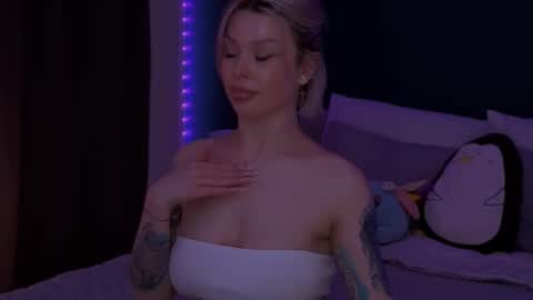 Snapshot of alexamason chatting on March 2026 09:47:01 AM Alexa Mason online show from March 2026 09:47:01 AM