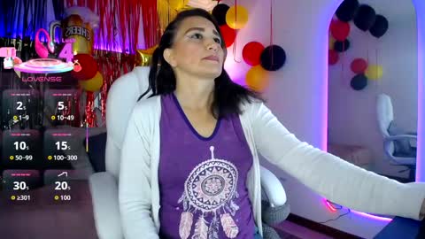 Alexa Moon online show from October 2025 03:43:01 PM