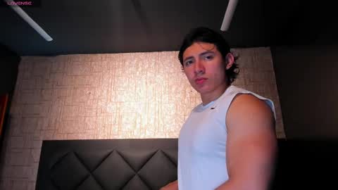 Snapshot of alexander_classy chatting on February 2025 02:44:02 AM Alex online show from February 2025 02:44:02 AM