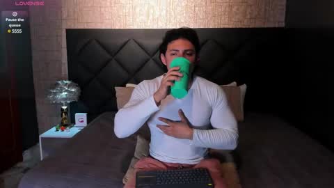 Snapshot of alexander_classy chatting on February 2025 06:28:01 AM Alex online show from February 2025 06:28:01 AM