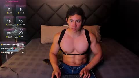 Snapshot of alexander_classy chatting on March 2025 04:08:02 AM Alex online show from March 2025 04:08:02 AM