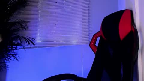 Alexander Diaz online show from October 2025 08:33:01 PM