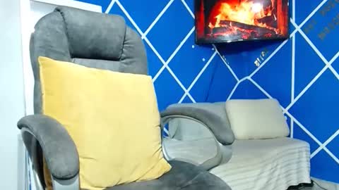 Snapshot of alexander_megan chatting on November 2025 10:54:02 AM alexander online show from November 2025 10:54:02 AM