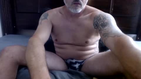 Snapshot of alexanderbloo chatting on September 2025 08:27:01 AM Sean online show from September 2025 08:27:01 AM