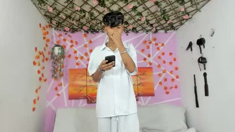 Snapshot of alexandluke1 chatting on February 2025 12:30:02 AM chicos hot online show from February 2025 12:30:02 AM
