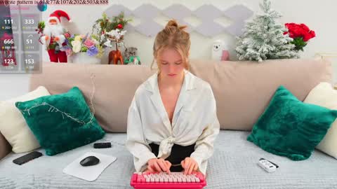 Alexandra Demore online show from January 2025 01:43:02 AM