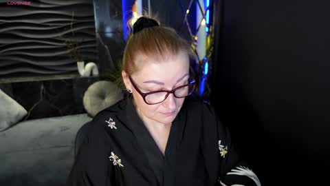 Alexandra online show from December 2024 05:42:02 AM