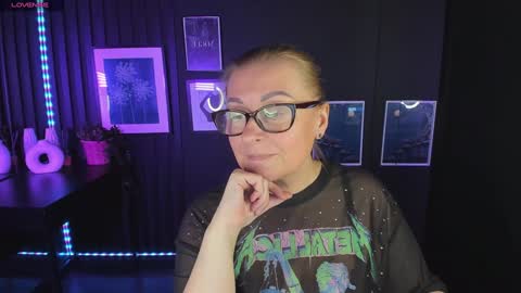 Alexandra online show from December 2024 07:50:02 PM