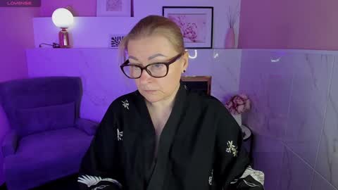 Alexandra online show from January 2025 01:22:02 PM