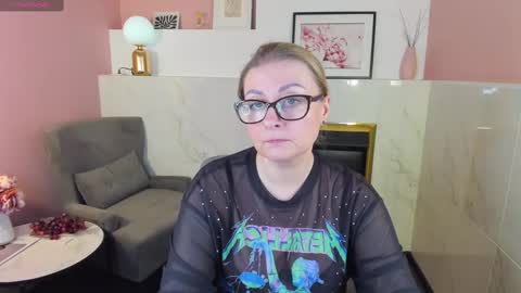 Alexandra online show from February 2025 09:22:01 AM