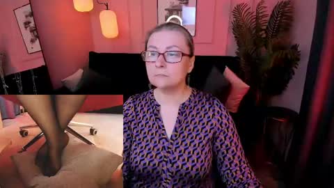 Alexandra online show from April 2026 09:10:02 PM