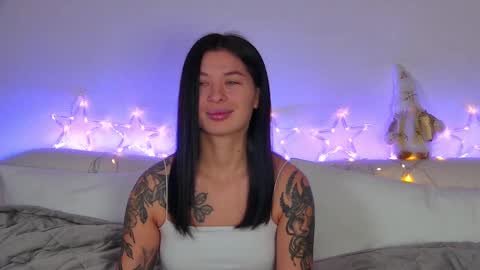 AlexandraBloom online show from December 2024 08:18:01 PM