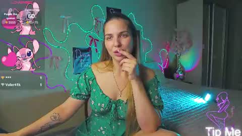 Snapshot of alexandracandy chatting on June 2026 03:06:02 PM alexandracandy online show from June 2026 03:06:02 PM