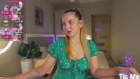 Snapshot of alexandracandy chatting on July 2026 01:25:01 PM alexandracandy online show from July 2026 01:25:01 PM