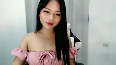 Andrea online show from October 2025 07:10:02 AM