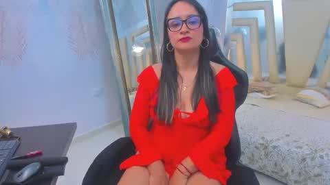 Snapshot of alexandramilff chatting on October 2025 03:51:02 AM Alexandra Milff online show from October 2025 03:51:02 AM