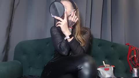 Alexandra online show from April 2026 07:57:02 AM
