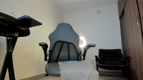 ALEX online show from December 2024 01:15:02 AM