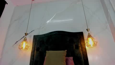 Snapshot of alexavans chatting on November 2025 09:30:02 PM online show from November 2025 09:30:02 PM