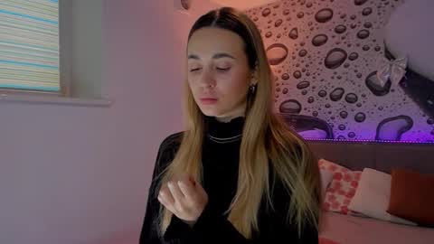 Snapshot of alexawilds chatting on February 2026 06:26:01 AM AlexaWilds online show from February 2026 06:26:01 AM