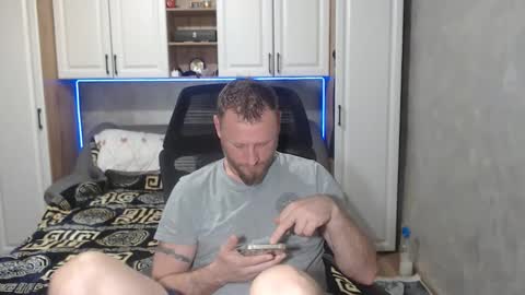 Snapshot of alexboy2022 chatting on November 2025 07:03:01 PM onlyfans..alexyno2022 online show from November 2025 07:03:01 PM