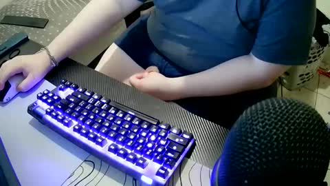 alexcandle online show from May 2026 07:11:02 PM