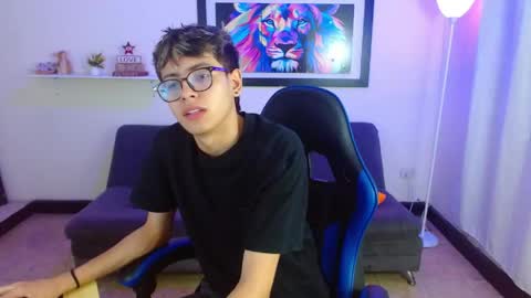 alex online show from May 2026 02:33:02 PM