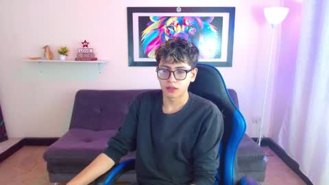 Snapshot of alexcum_18 chatting on June 2026 01:50:02 PM alex online show from June 2026 01:50:02 PM