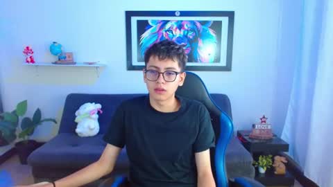 Snapshot of alexcum_18 chatting on June 2026 02:10:01 PM alex online show from June 2026 02:10:01 PM