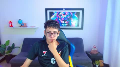 Snapshot of alexcum_18 chatting on July 2026 02:12:02 PM alex online show from July 2026 02:12:02 PM
