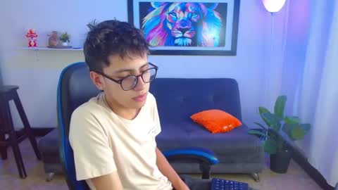 Snapshot of alexcum_18 chatting on July 2026 02:10:01 PM alex online show from July 2026 02:10:01 PM