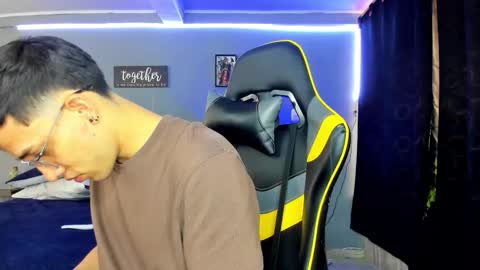 alexgiraldo__ online show from September 2025 12:38:02 PM