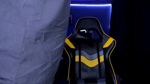 alexgiraldo__ online show from September 2025 10:59:02 AM