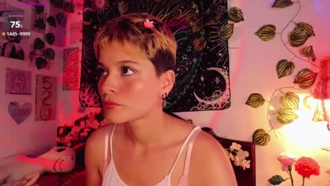 Snapshot of alexiafisher_ chatting on December 2024 12:39:02 AM Alex online show from December 2024 12:39:02 AM