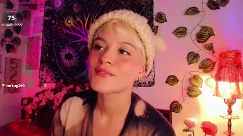 Snapshot of alexiafisher_ chatting on January 2025 01:48:01 PM Alex online show from January 2025 01:48:01 PM