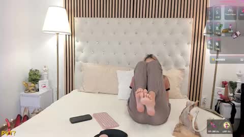 Alexia Sara online show from October 2025 06:02:02 AM